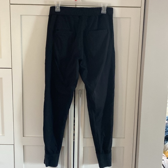 Aplhalete Jogging Pants - Picture 9 of 9